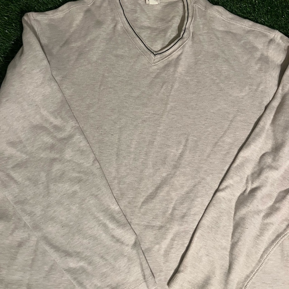 Old Navy Cream V-Neck Sweater